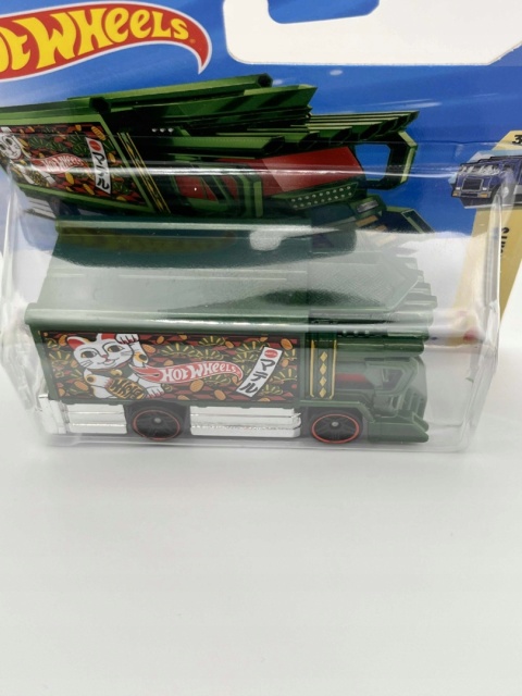 Hot Wheels Raijin Express 57/250 Experimotors 3/5 model 1:64 kolekcjonerski