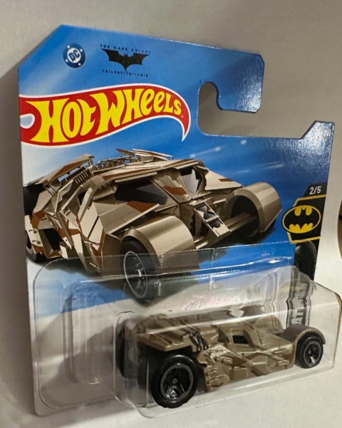 Hot Wheels The Dark Knight Batmobile metalowy 1:64 2026 Resorak Batman