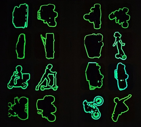 Brzdące kolorują Pojazdy Kolorowanka z naklejkami malowanka Samochody